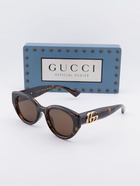 Gucci | Accessories | Gucci Sunglasses Plastic Brown Gg36s  display picture 2